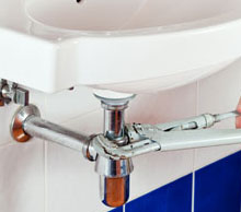 24/7 Plumber Services in Westmont, CA